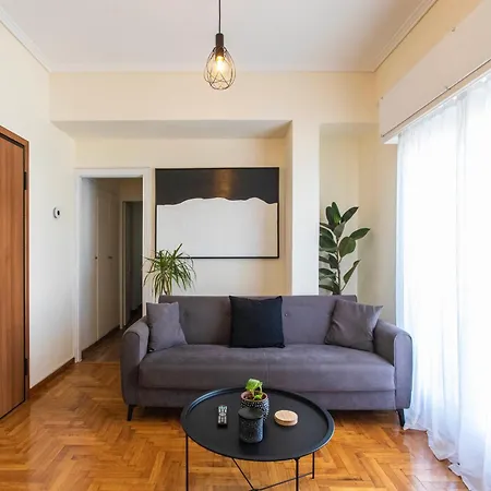 Lucas Apartment 1-3